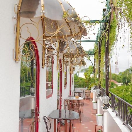 Bich Ngoan Hotel Tra Vinh Экстерьер фото