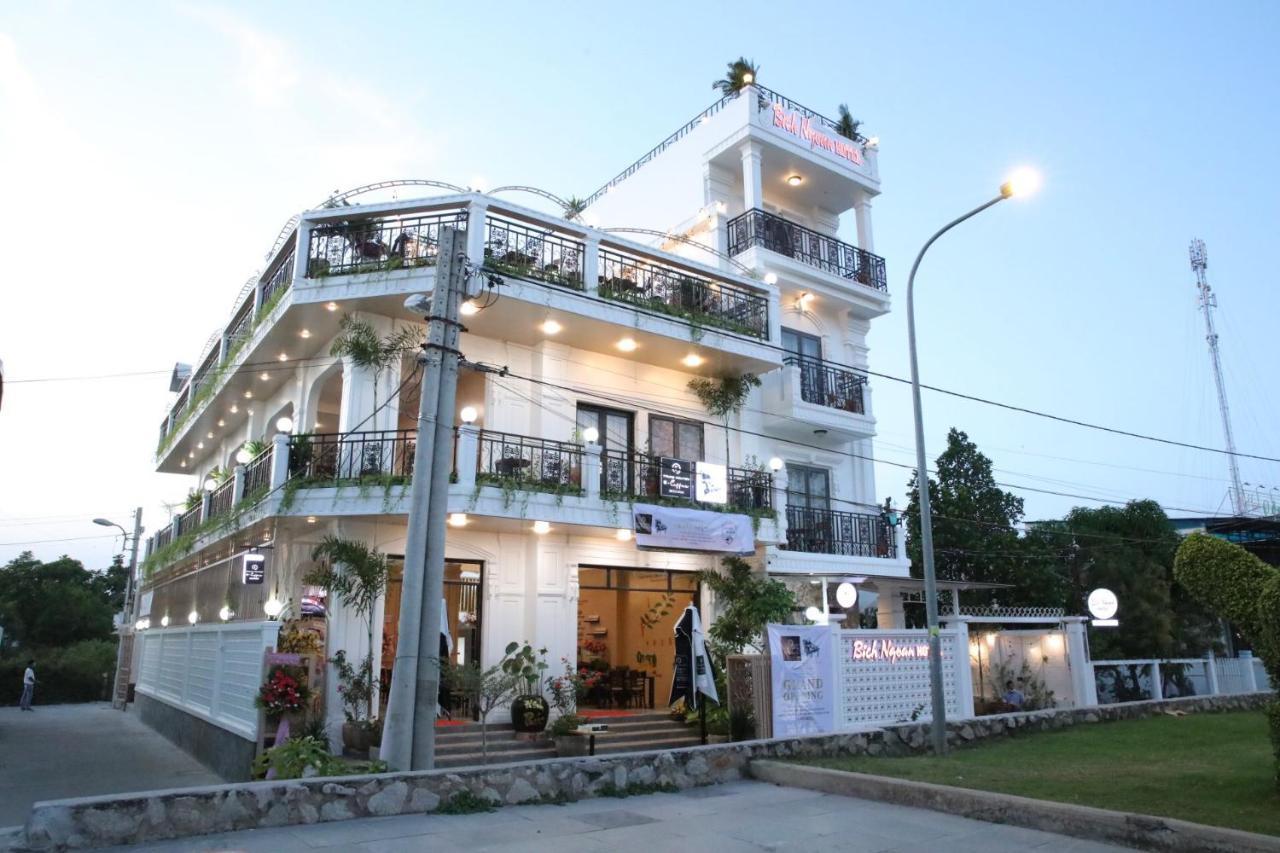 Bich Ngoan Hotel Tra Vinh Экстерьер фото