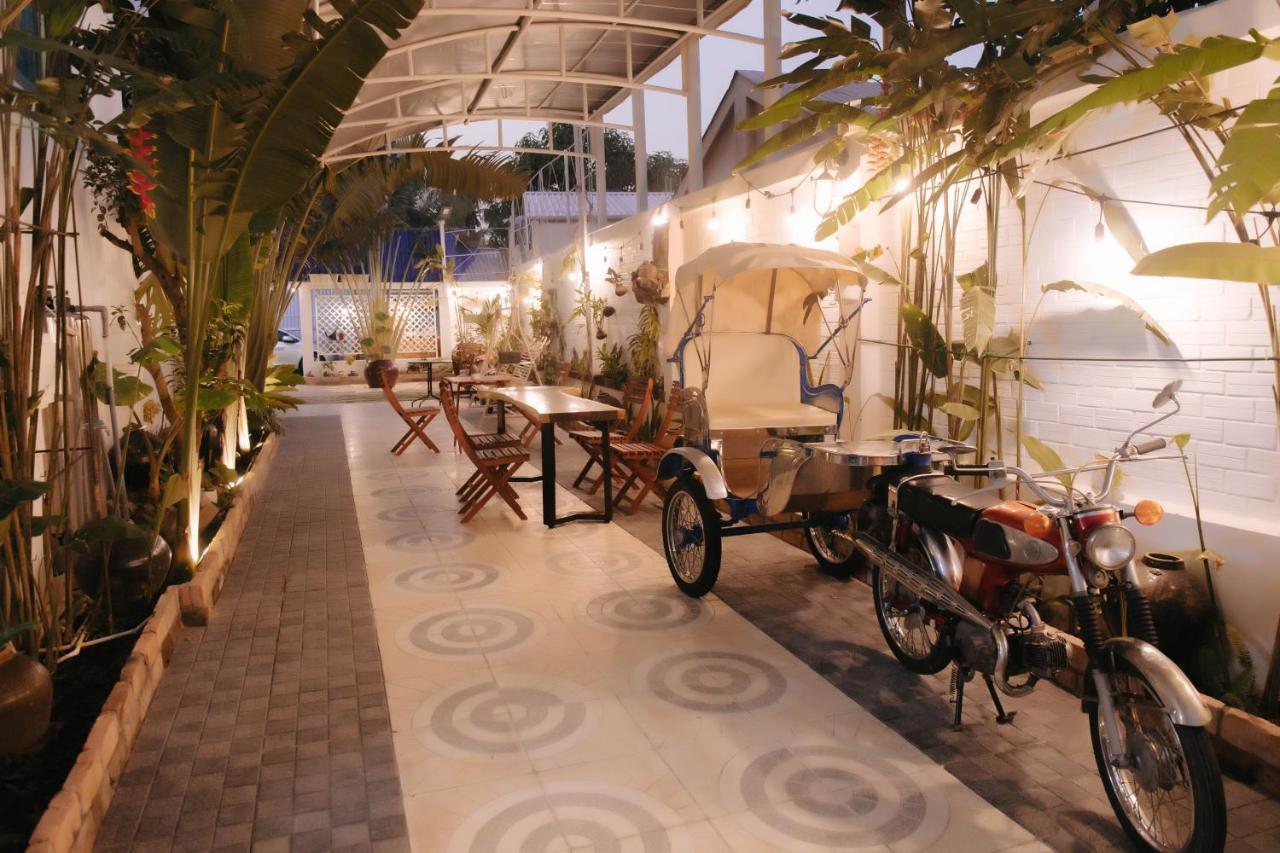Bich Ngoan Hotel Tra Vinh Экстерьер фото